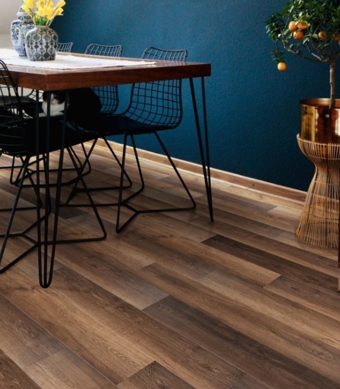 LVP flooring contractors Bartholomew