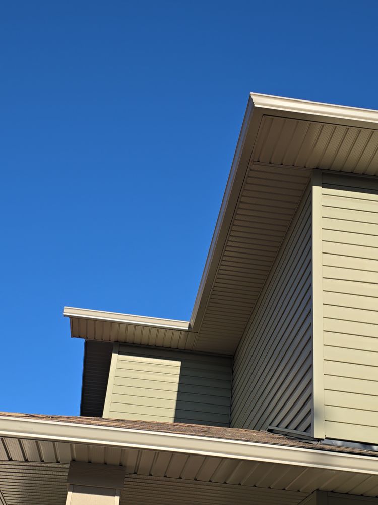 Gutter Contractors in Strathmore