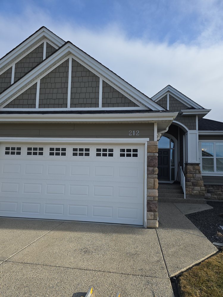 Residential Siding & Gutter Contractors