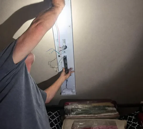 Licensed electrician Austin TX