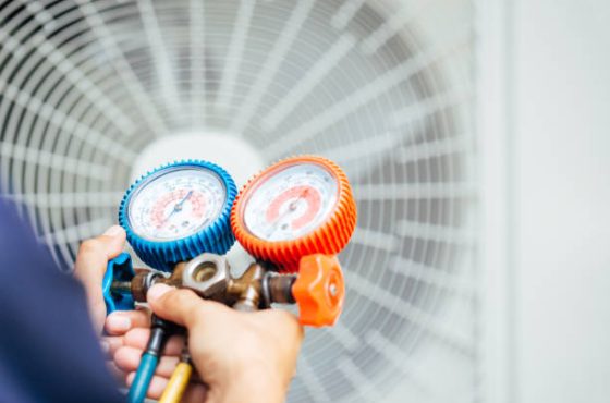 Which is Better: Duct Cleaning with Vacuum or Pressure?