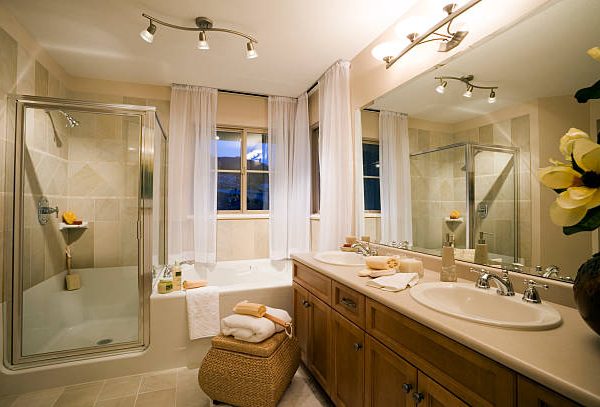 small luxury bathroom ideas