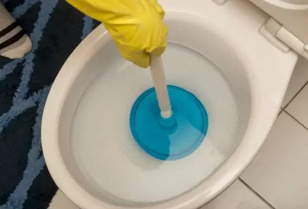 how to unclog toilet when nothing works