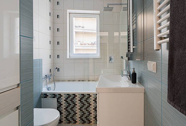 small space small luxury bathrooms
