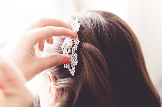 10 Stunning Wedding Hair Accessories to Enhance Your Bridal Look